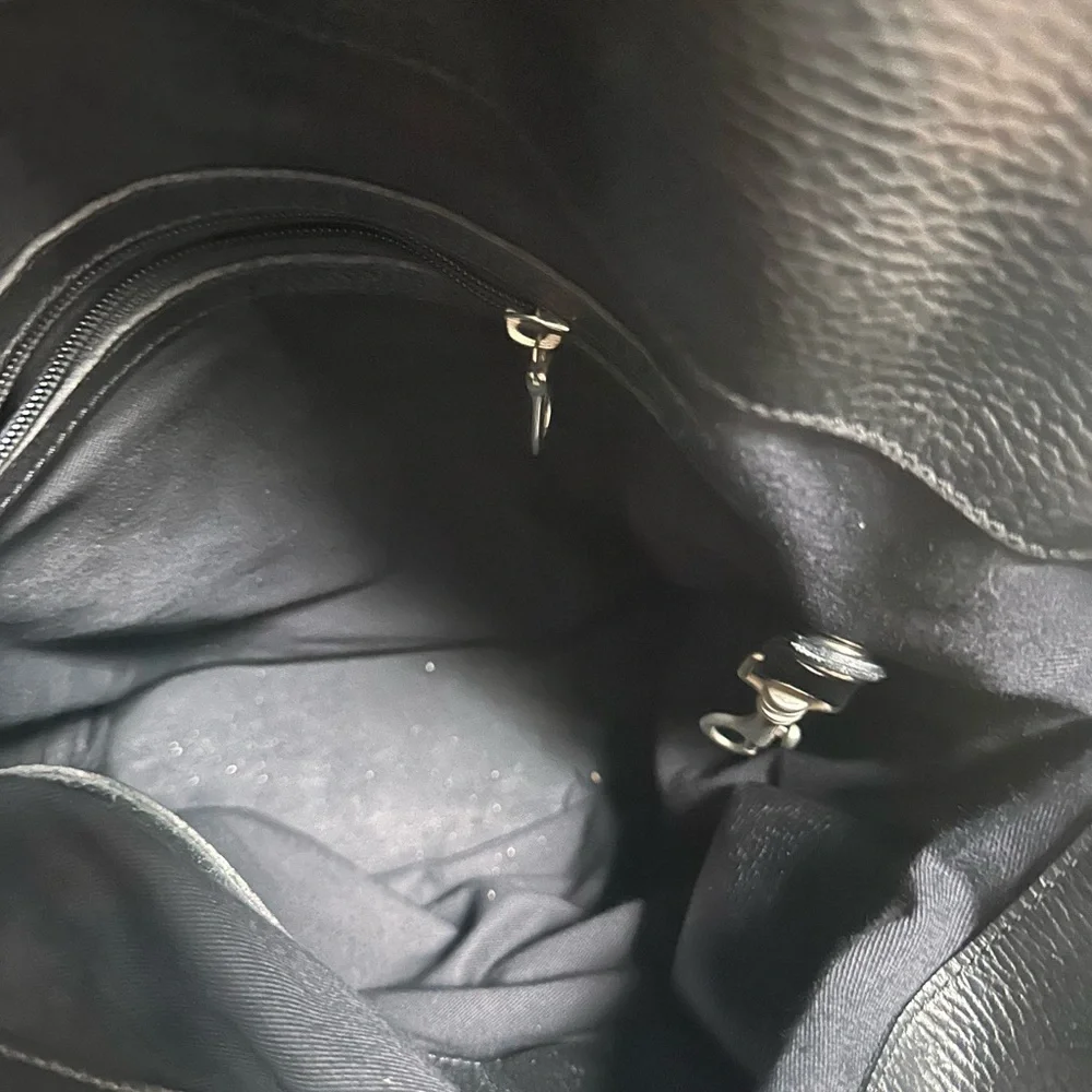 Levenger Black Leather Messenger Bag